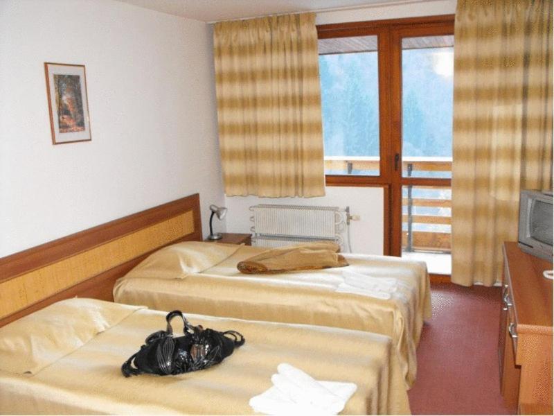 Hotel Smolyan Habitación foto